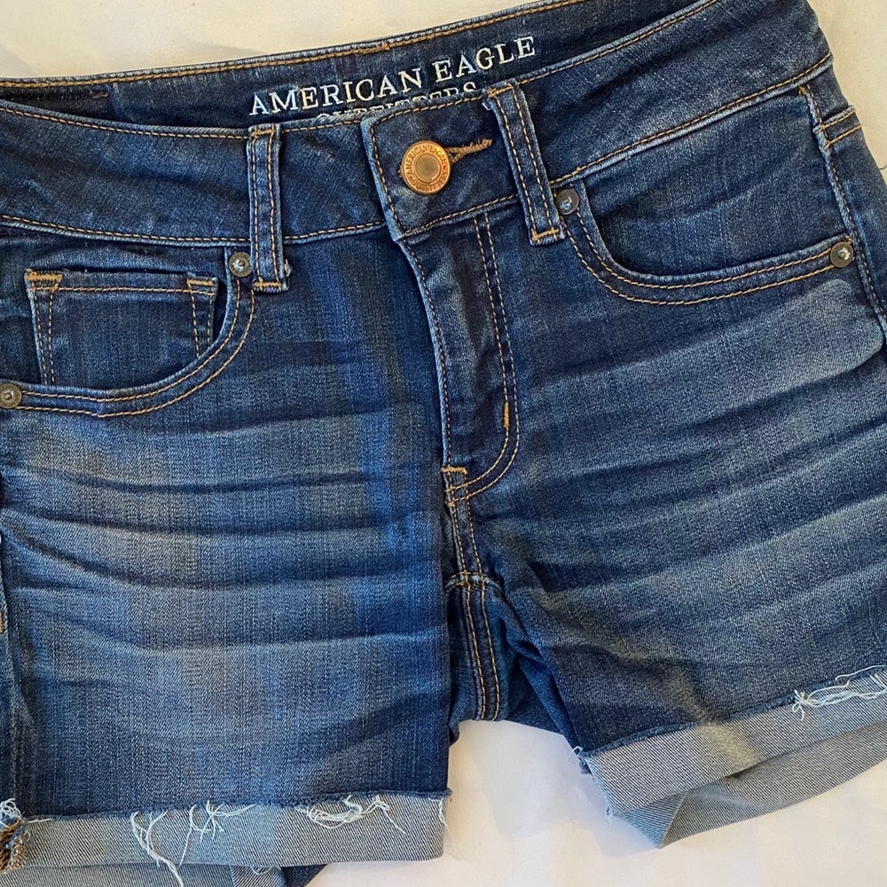 AMERICAN EAGLE JEAN SHORT